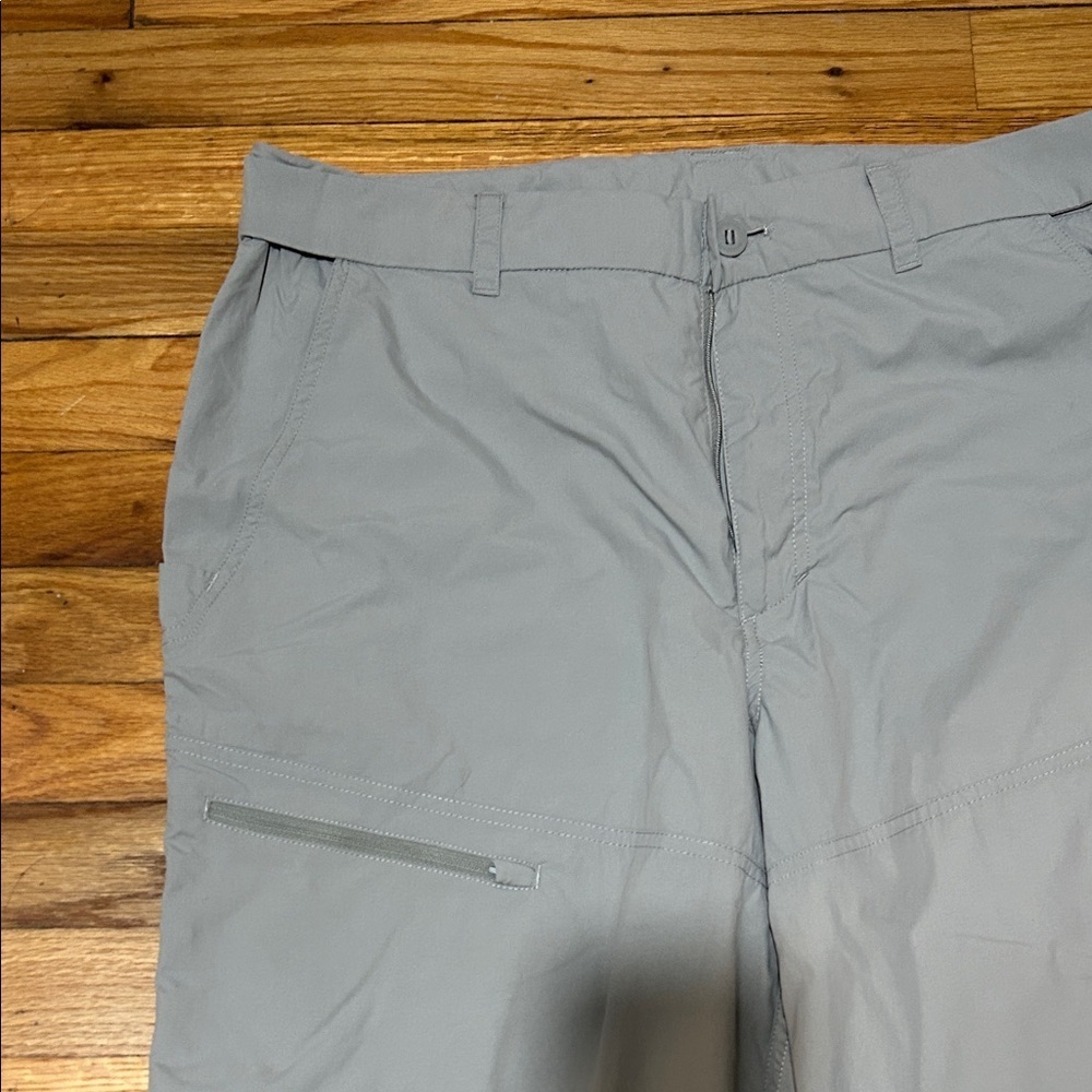 Patagonia Men's Gray Lightweight Pants - Picture 3 of 3
